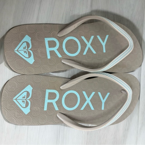 Roxy Crush III Women’s Flip Flops Gray w/ Blue & White Beaded Straps - Picture 9 of 12